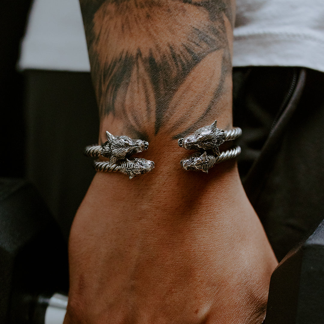 Lone Wolf Cuff